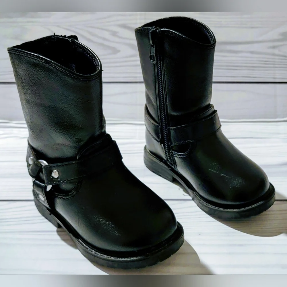 Cat & Jack Black Zip-Up Kids Boots Size 5